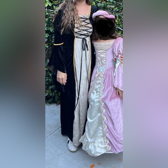 Renaissance Medieval Dress/Halloween Costume for Women - Picture 6 of 6